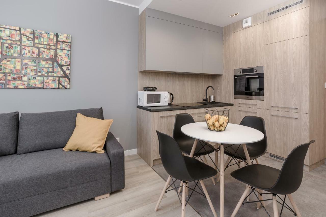 Chill Apartments Wola Warszawa Eksteriør billede