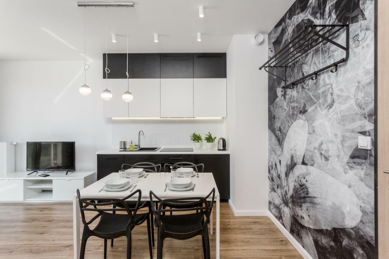 Chill Apartments Wola Warszawa Eksteriør billede